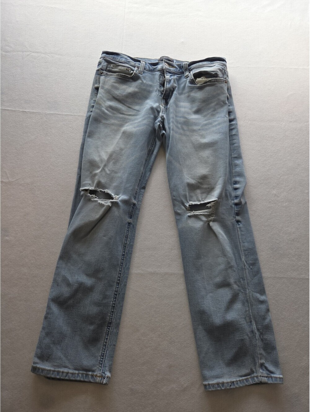 No Boundaries Men's THRASHED 34x30 Jeans CB2 0035